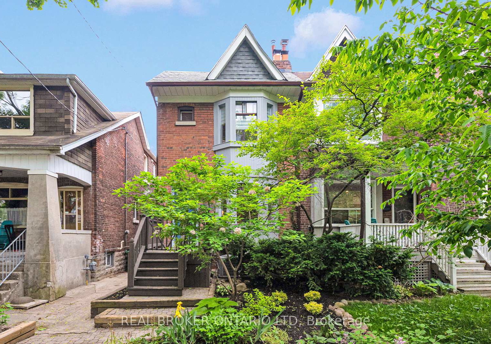 259-strathmore-boulevard-east-york-ontario-e12226254