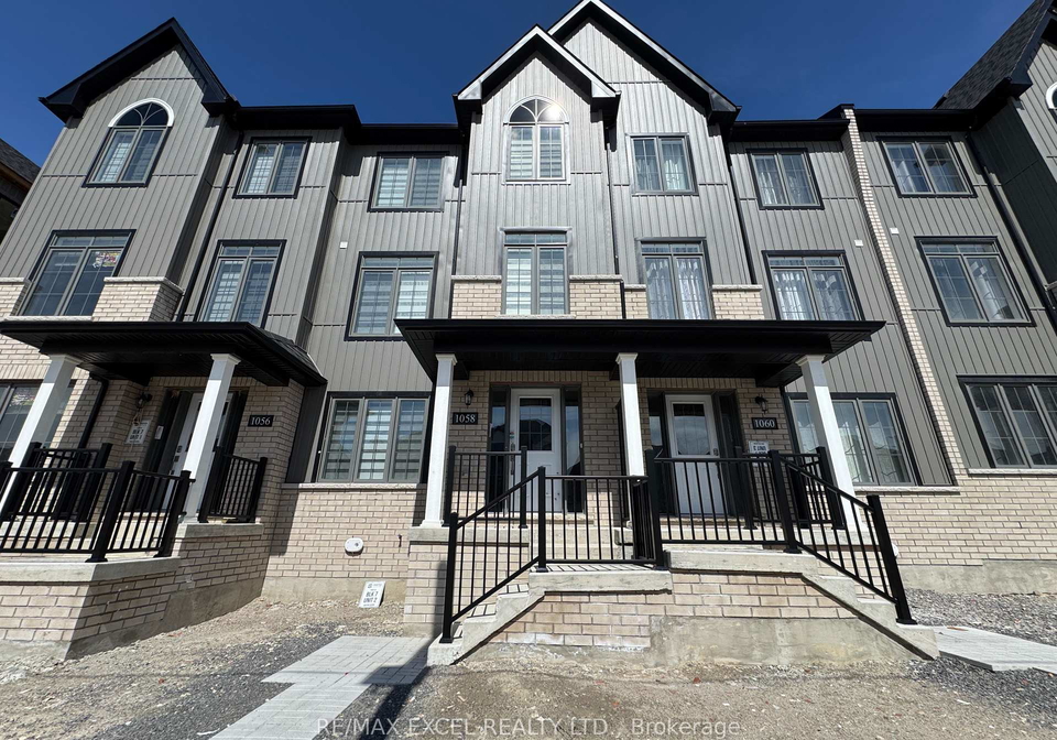 1058-dyas-avenue-oshawa-ontario-e12226351