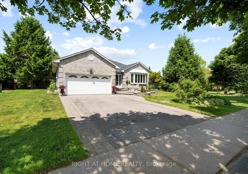 94-lake-driveway-way-w-ajax-ontario-e12228314
