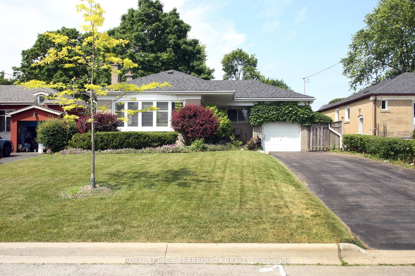 22-shilton-road-scarborough-ontario-e12228443