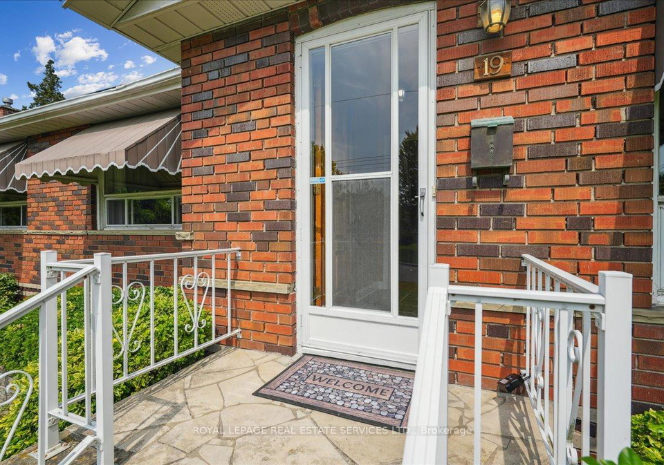 19-lejune-road-scarborough-ontario-e12228497