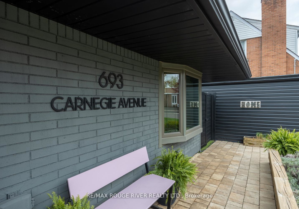 693-carnegie-avenue-oshawa-ontario-e12228840