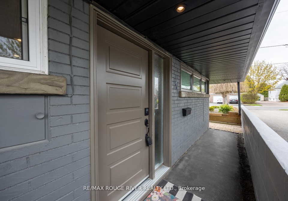 693-carnegie-avenue-oshawa-ontario-e12228840