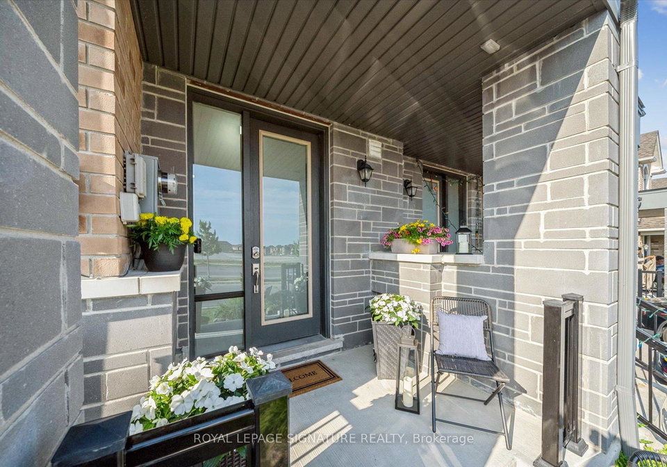 1156-drawstring-lane-pickering-ontario-e12229124