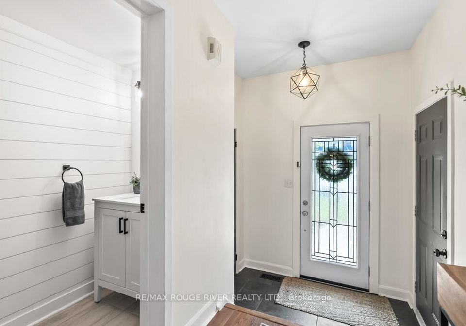 51-plantation-court-whitby-ontario-e12229401