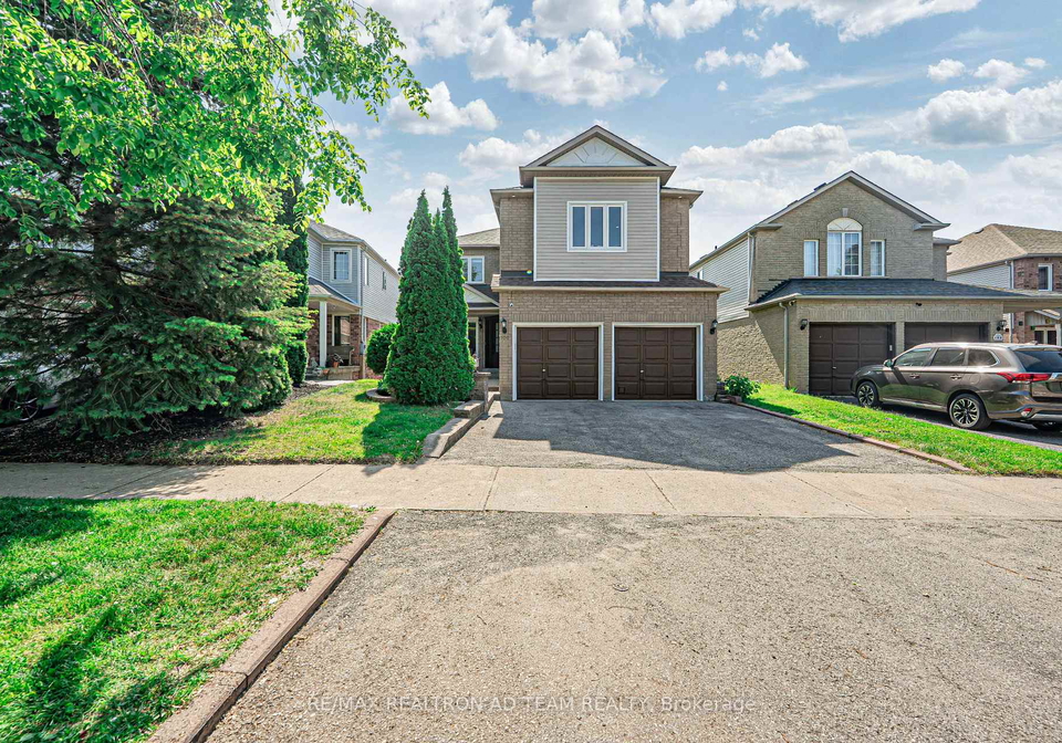 100-hibbard-drive-ajax-ontario-e12229592