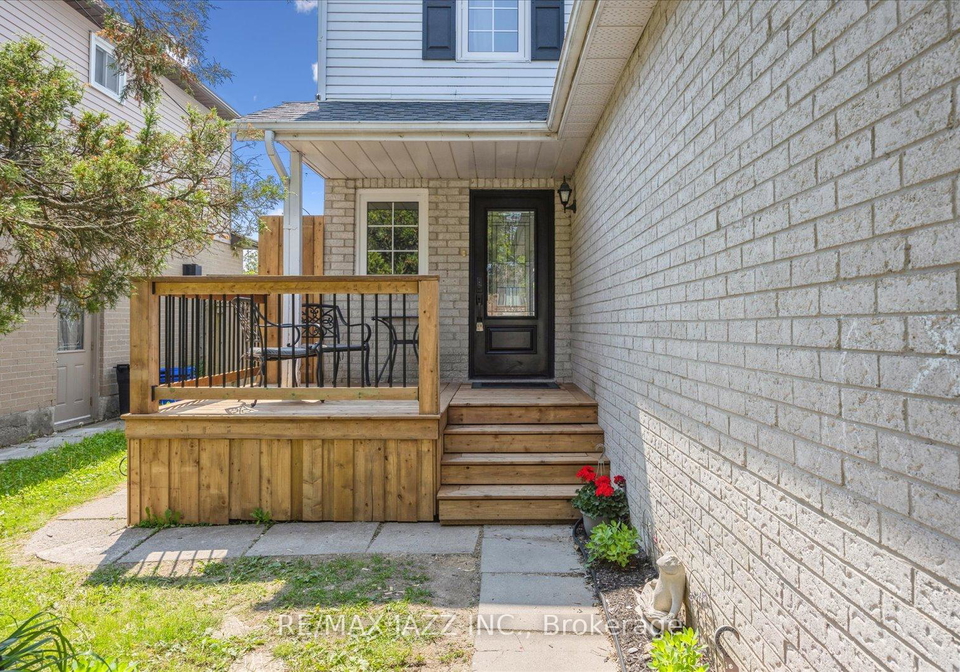75-turnberry-crescent-clarington-ontario-e12229815
