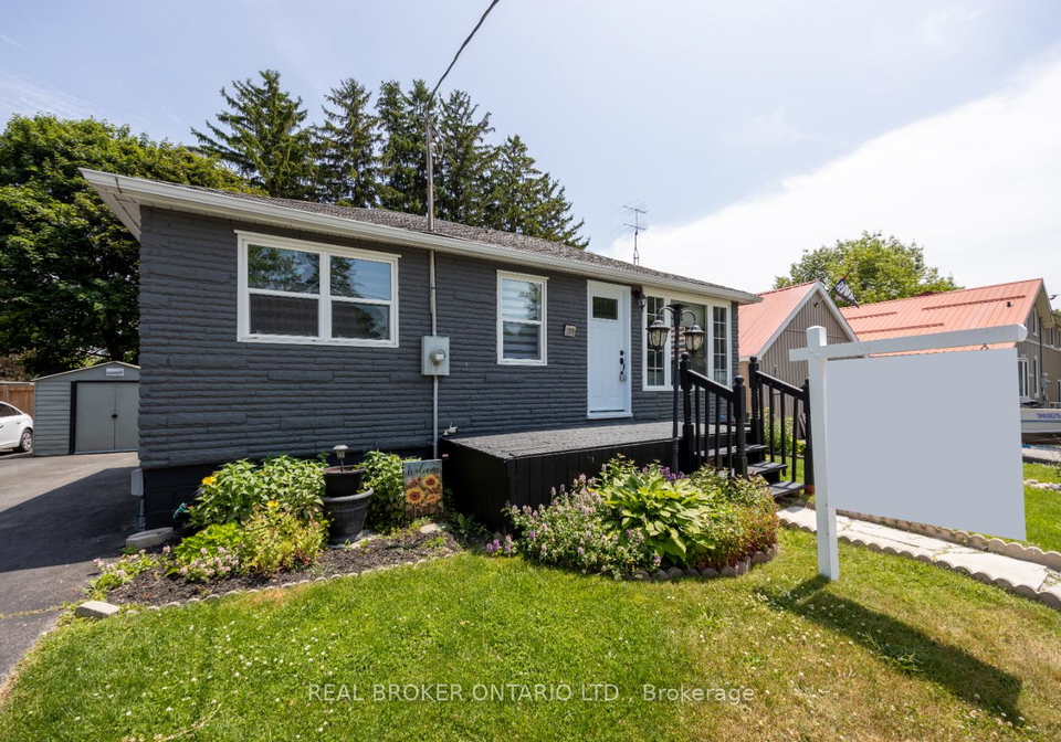 3-lambs-lane-clarington-ontario-e12229878
