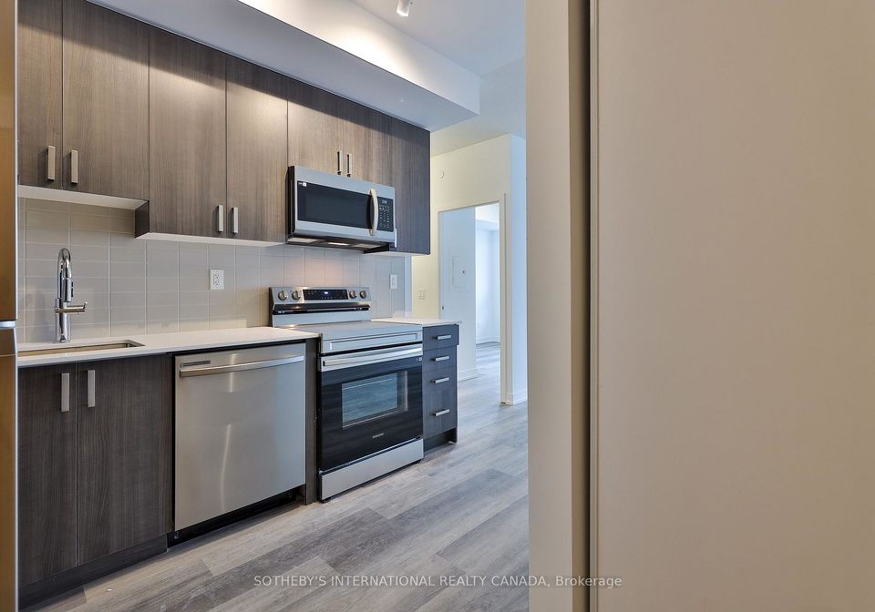 1435-celebration-drive-pickering-ontario-e12229943
