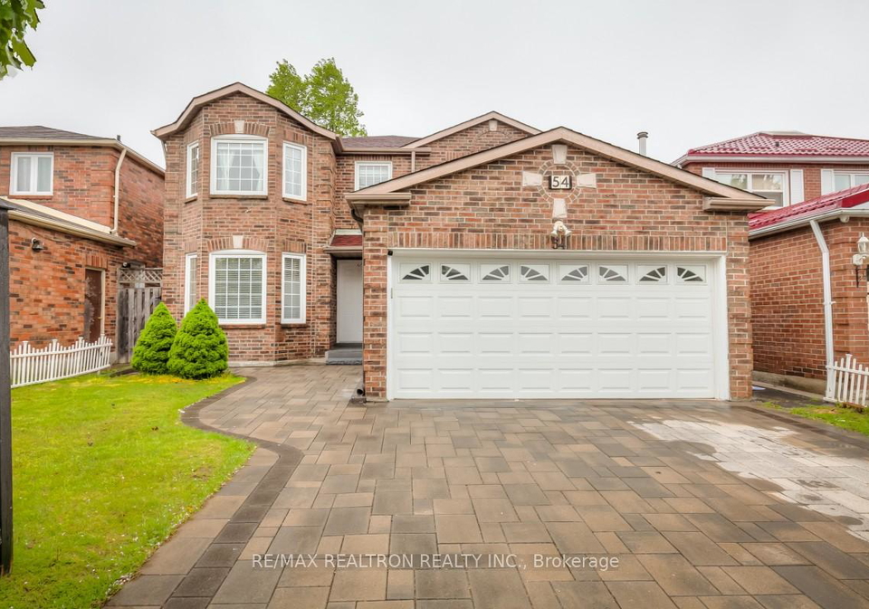 54-bluenose-crescent-scarborough-ontario-e12230455