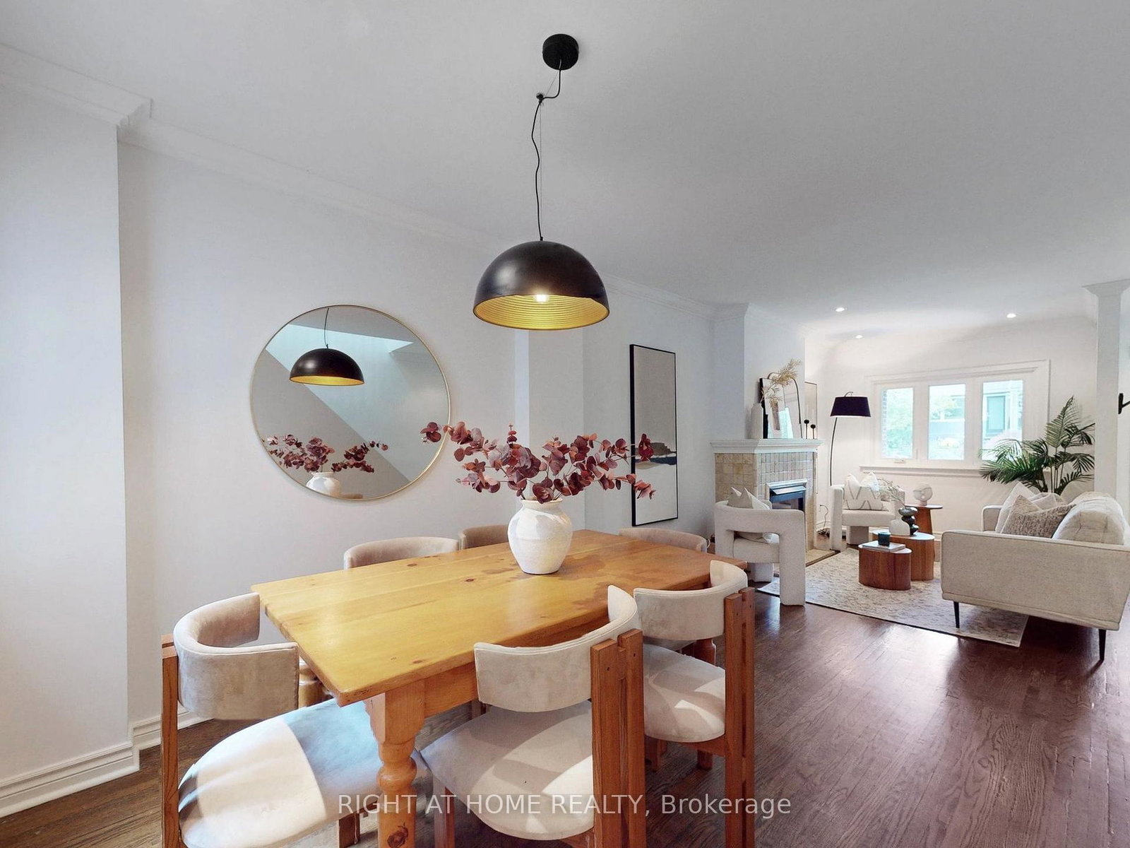 18-kingsmount-park-road-toronto-ontario-e12231815