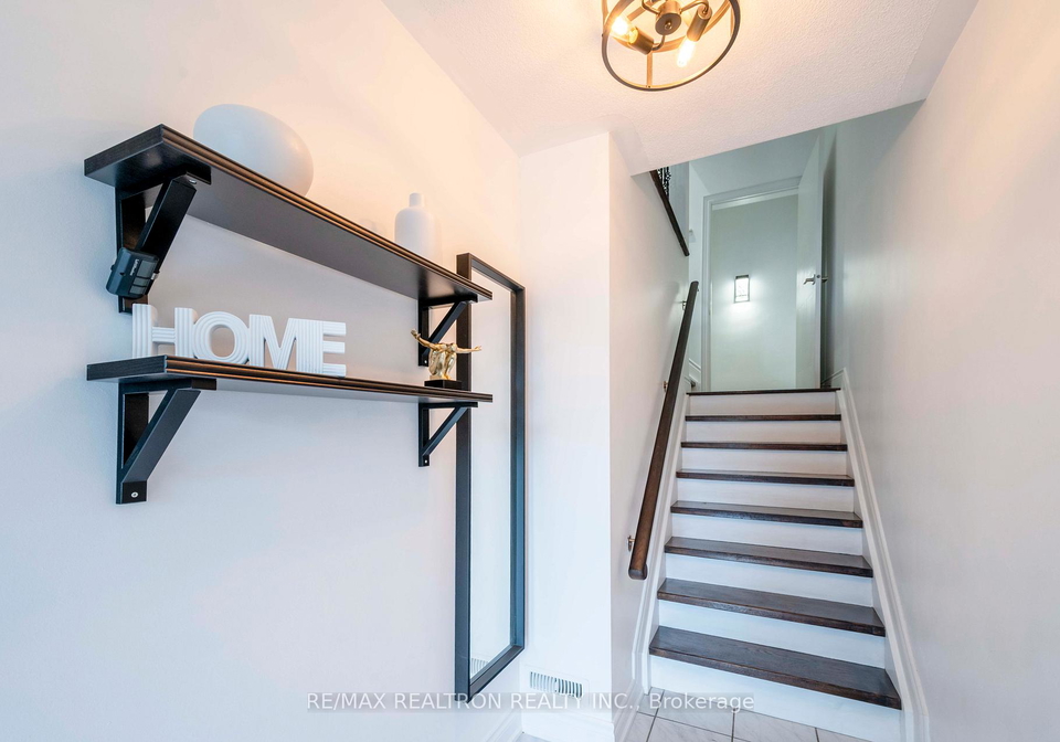 25-pennefather-lane-ajax-ontario-e12232502