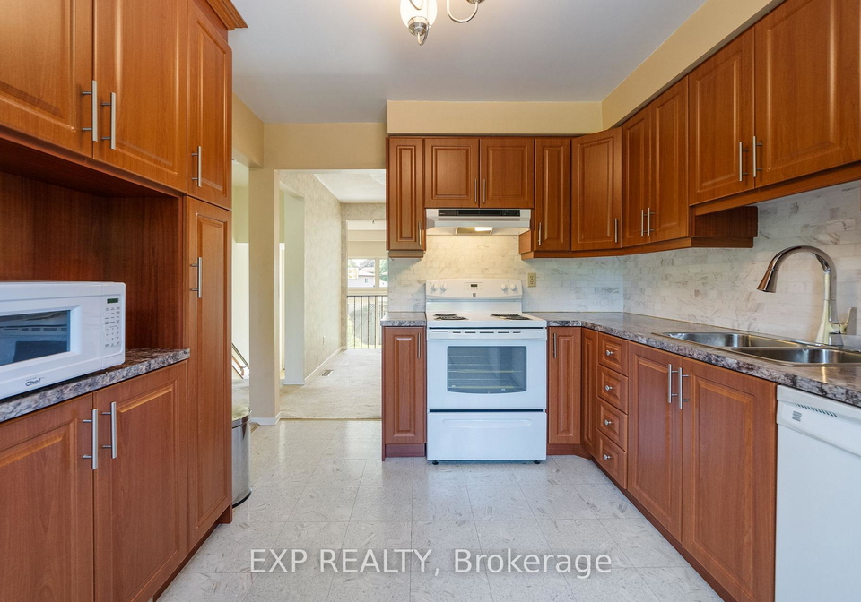 225-jeffery-street-whitby-ontario-e12232589