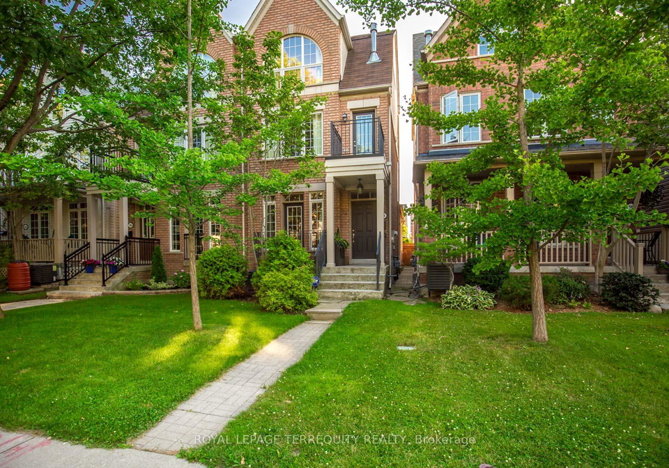 88-winners-circle-toronto-ontario-e12232998