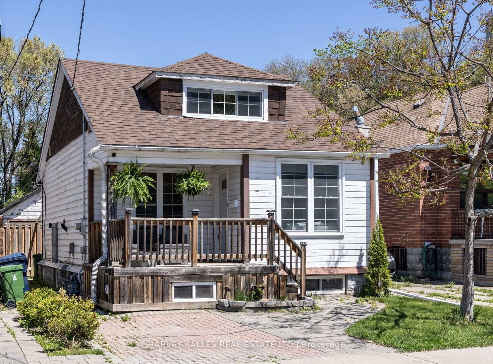 210-gowan-avenue-east-york-ontario-e12233480