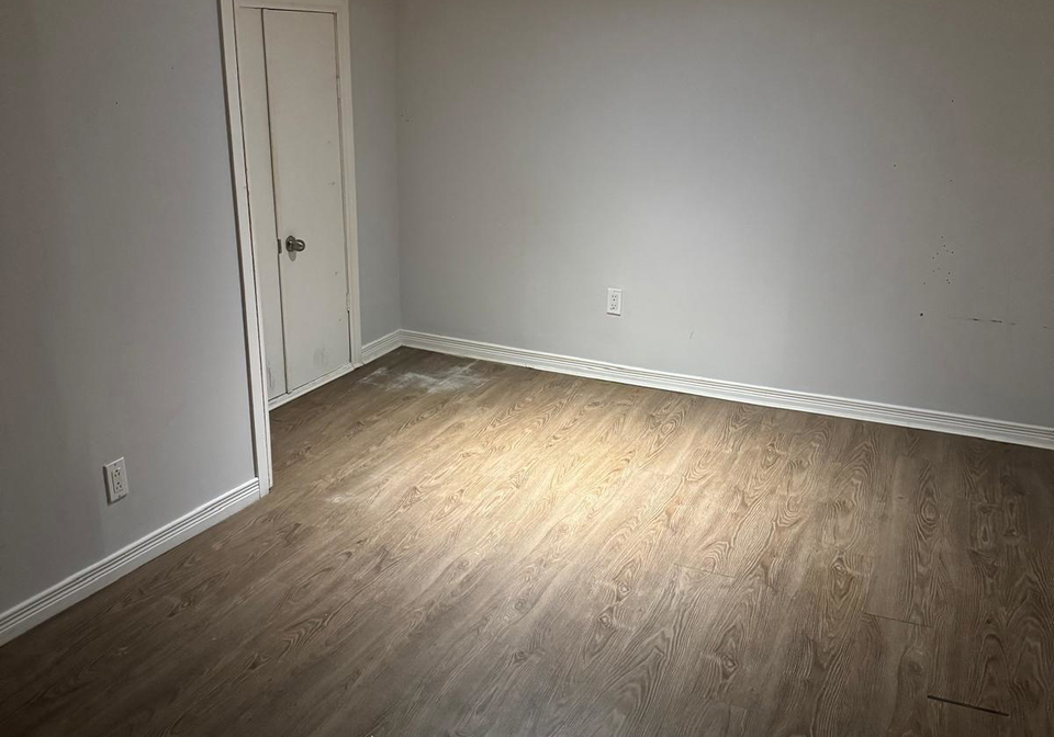 27-shudell-avenue-toronto-ontario-e12233527