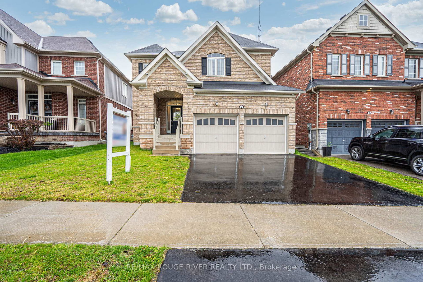 7-edwin-carr-street-clarington-ontario-e12233645