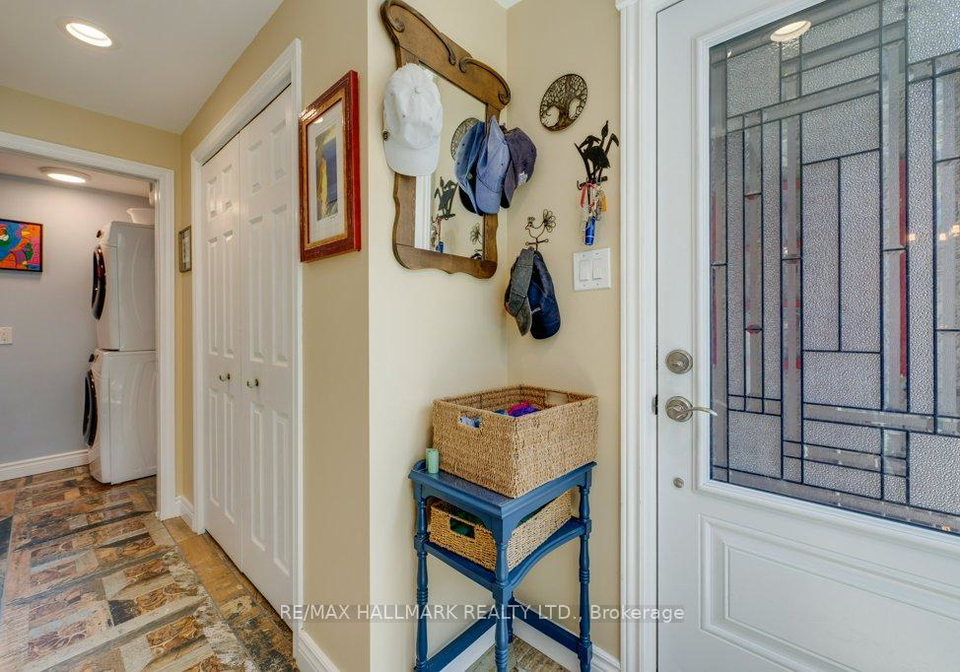 2366-queen-street-e-toronto-ontario-e12234219