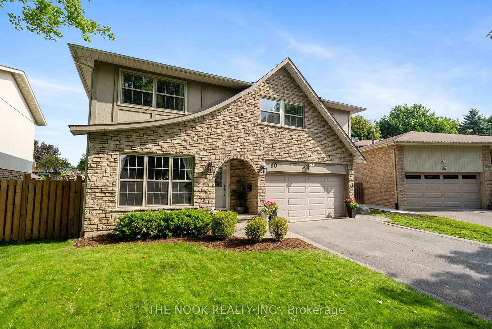 40-calder-crescent-whitby-ontario-e12234664
