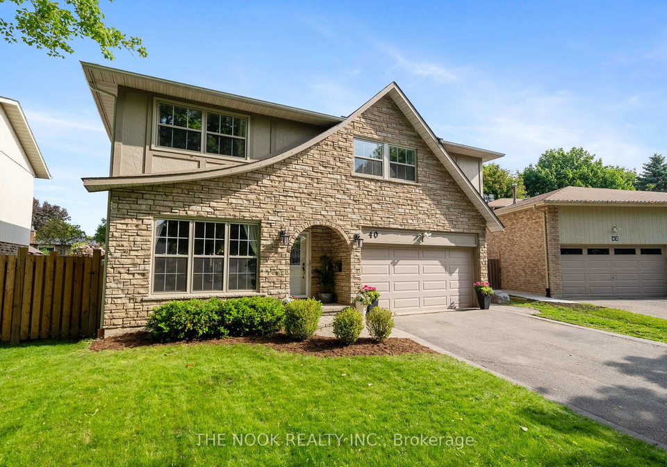 40-calder-crescent-whitby-ontario-e12234664