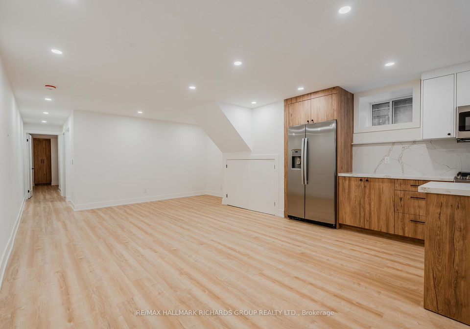 18-wineva-avenue-toronto-ontario-e12235200