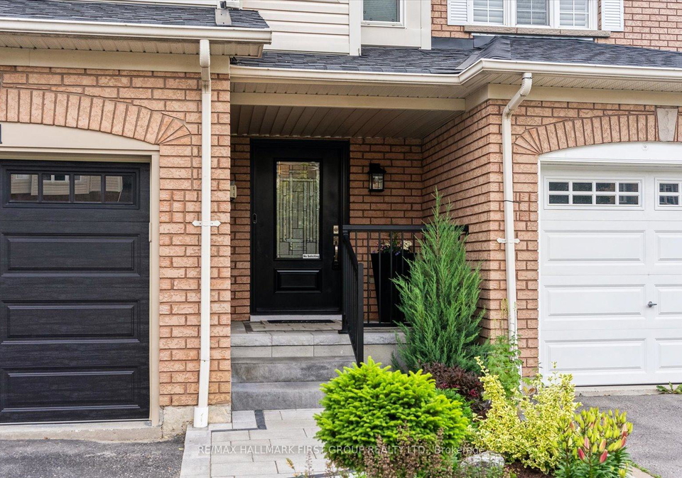 131-kirkland-place-whitby-ontario-e12235384