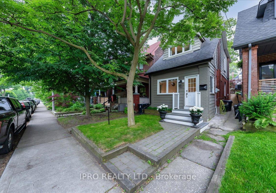 86-bertmount-avenue-toronto-ontario-e12235656