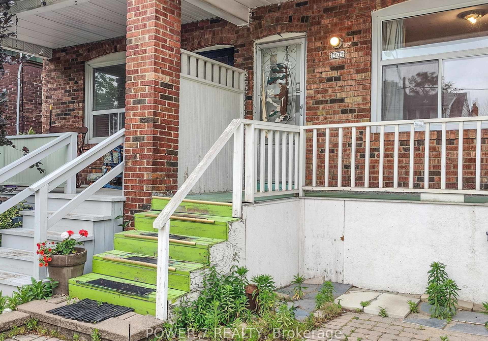 608-milverton-boulevard-east-york-ontario-e12235996