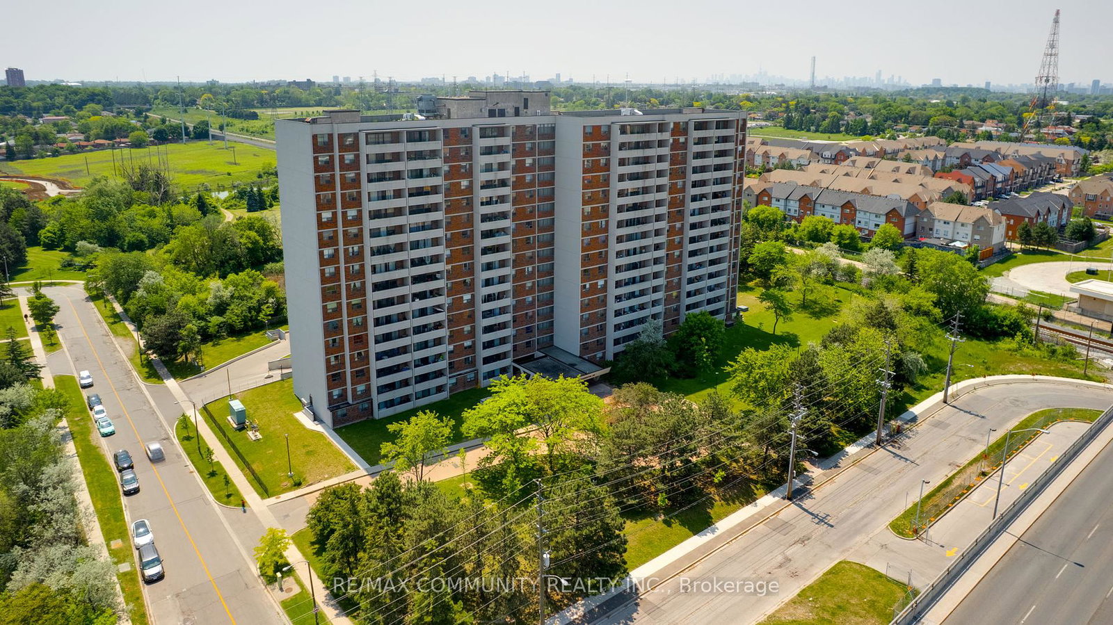 301-prudential-drive-scarborough-ontario-e12236679