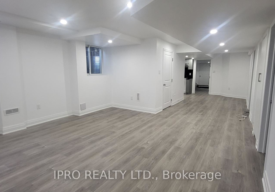 2117-coppermine-street-oshawa-ontario-e12237119