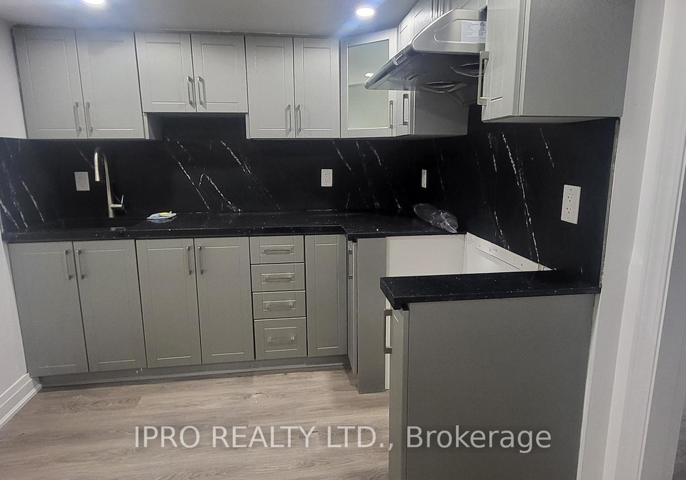 2117-coppermine-street-oshawa-ontario-e12237119