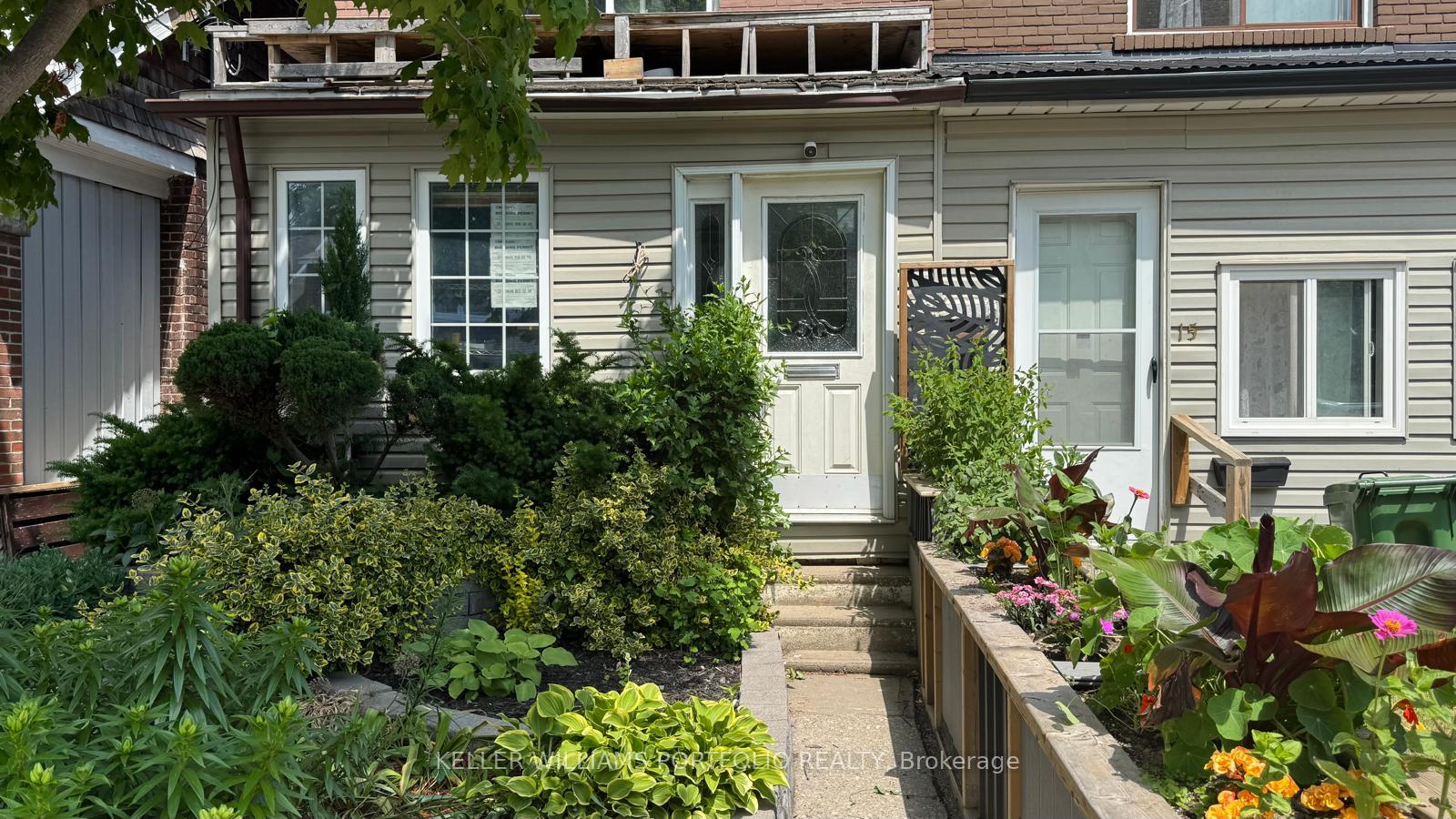 17-kelvin-avenue-toronto-ontario-e12237905