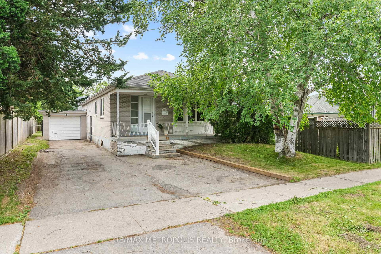 154-fitzgibbon-avenue-scarborough-ontario-e12237948