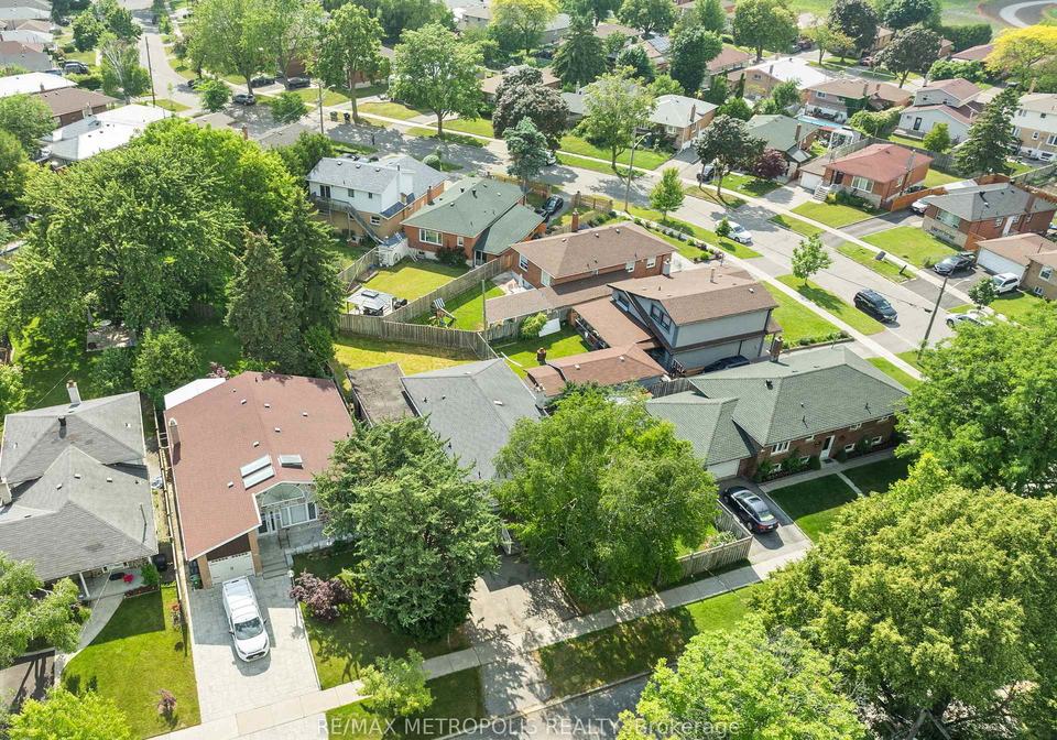 154-fitzgibbon-avenue-scarborough-ontario-e12237948