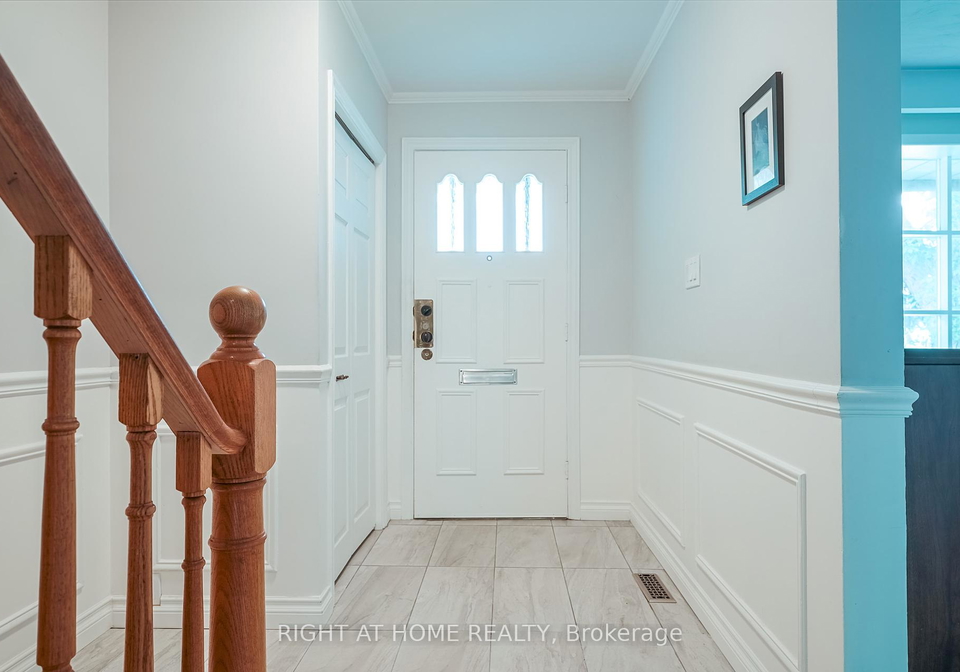 33-erinlea-crescent-scarborough-ontario-e12238146