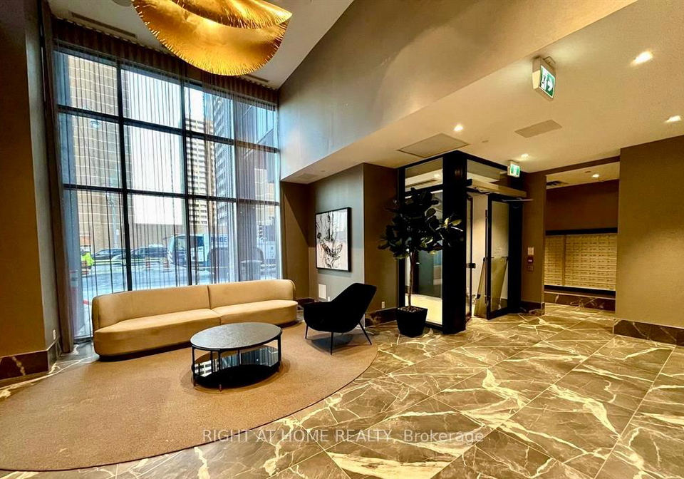 286-main-street-toronto-ontario-e12238572