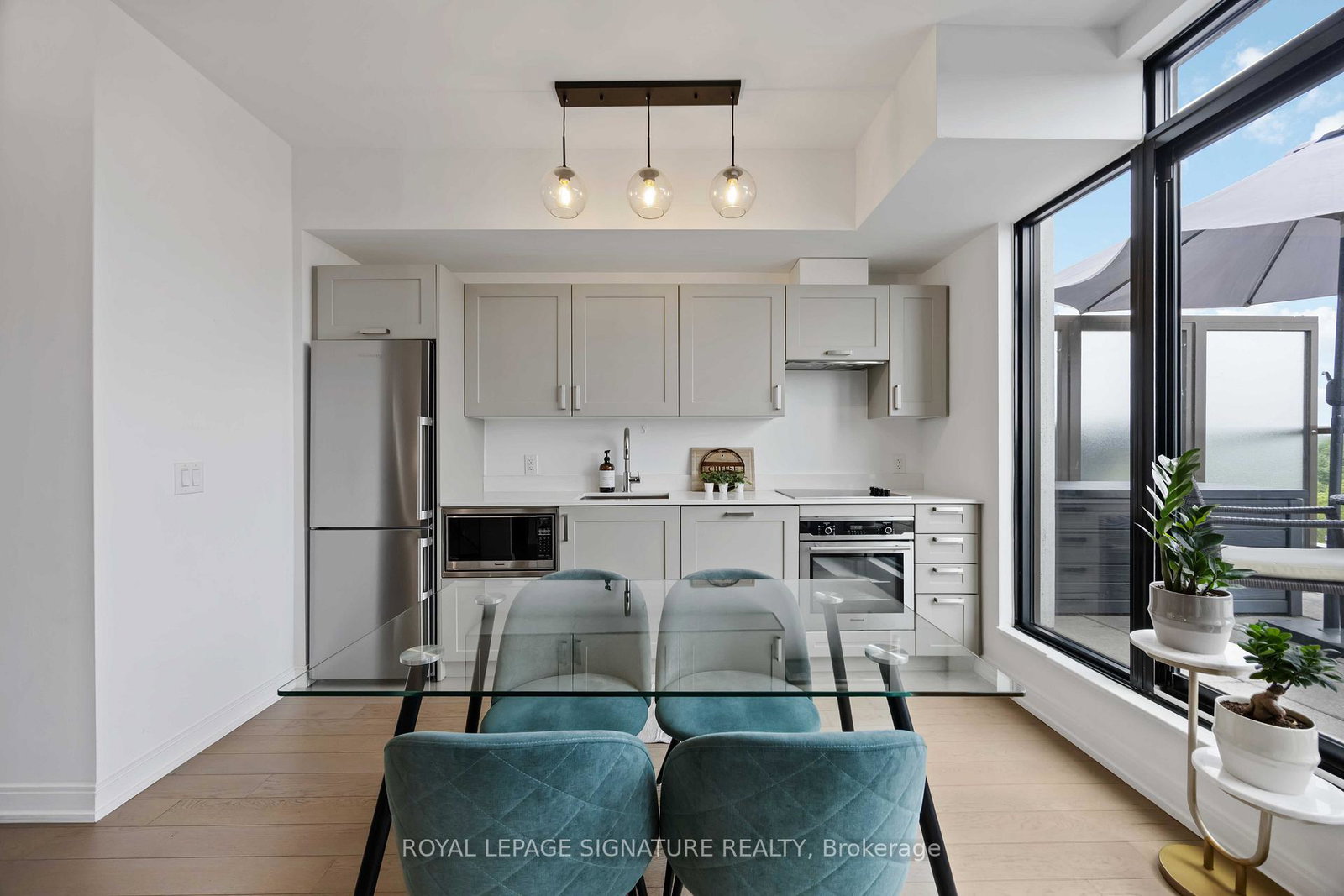 1100-kingston-road-scarborough-ontario-e12238864