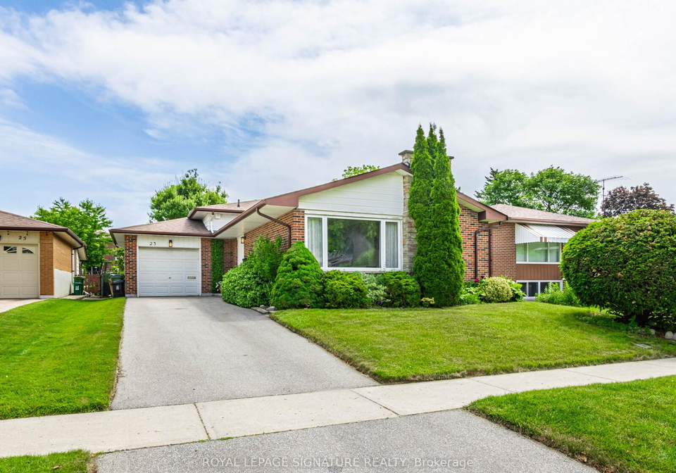 23-rainier-square-scarborough-ontario-e12239674