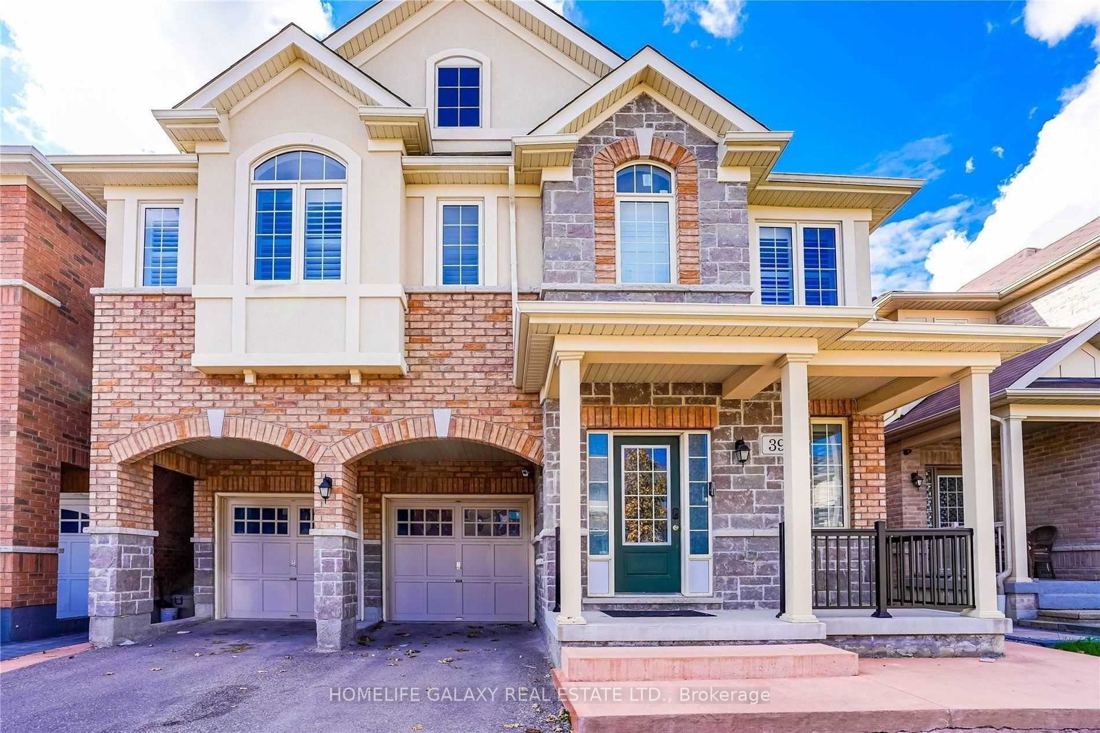 39-mosely-crescent-ajax-ontario-e12239790