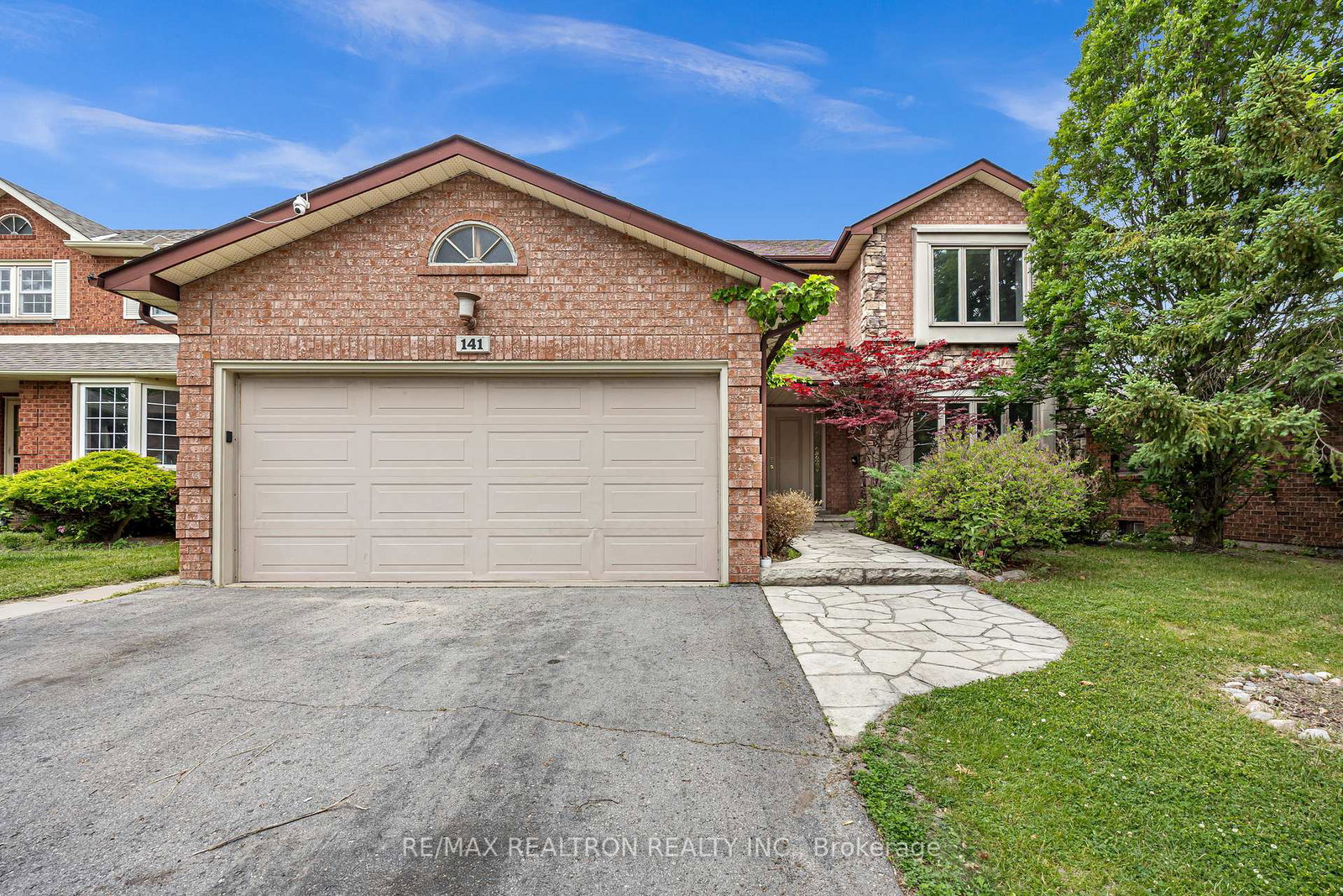 141-hialeah-crescent-whitby-ontario-e12241608