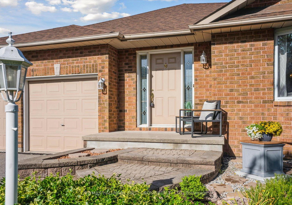 56-inglewood-place-whitby-ontario-e12241643