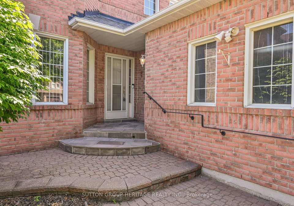 49-valleywood-drive-whitby-ontario-e12242236