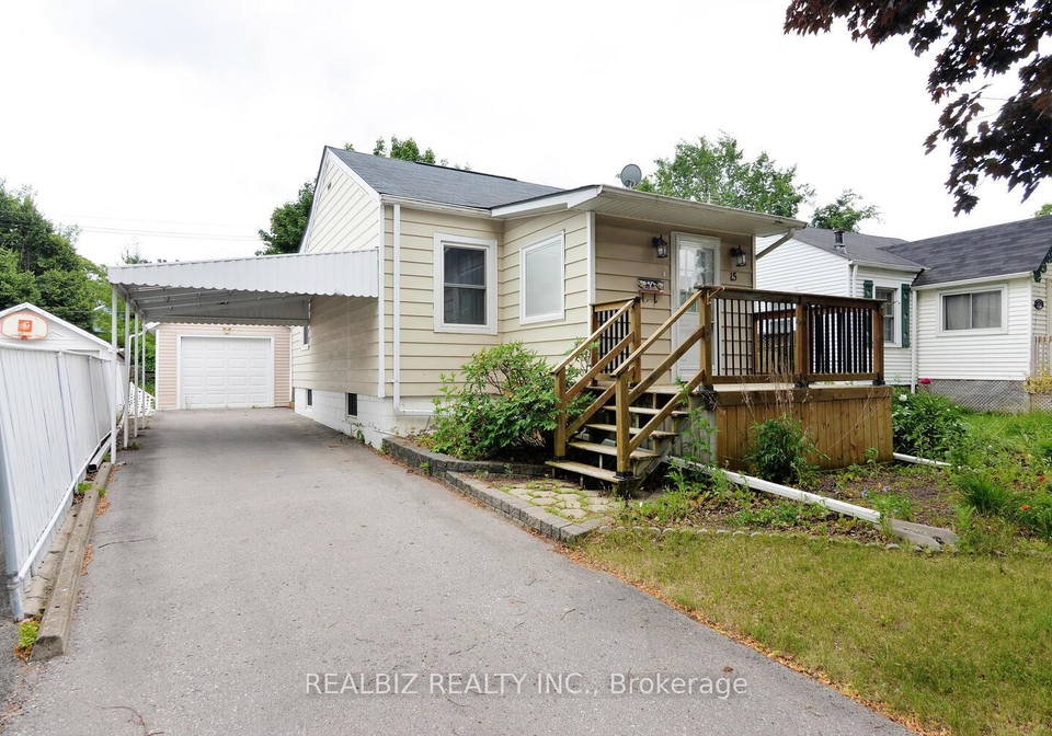 15-oak-street-ajax-ontario-e12242527