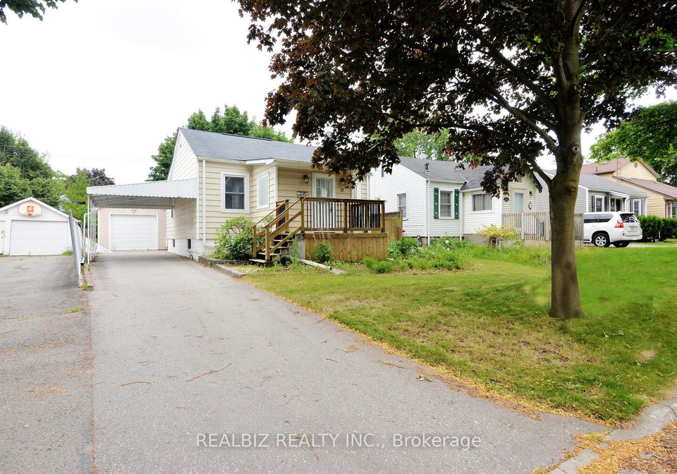 15-oak-street-ajax-ontario-e12242527