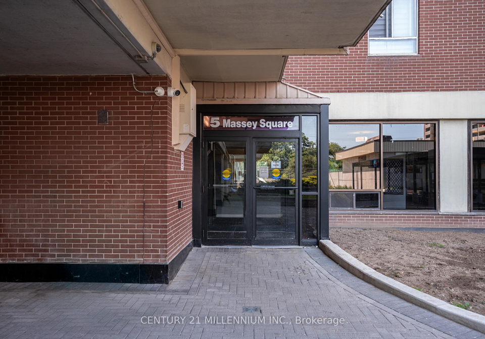 5-massey-square-east-york-ontario-e12242906