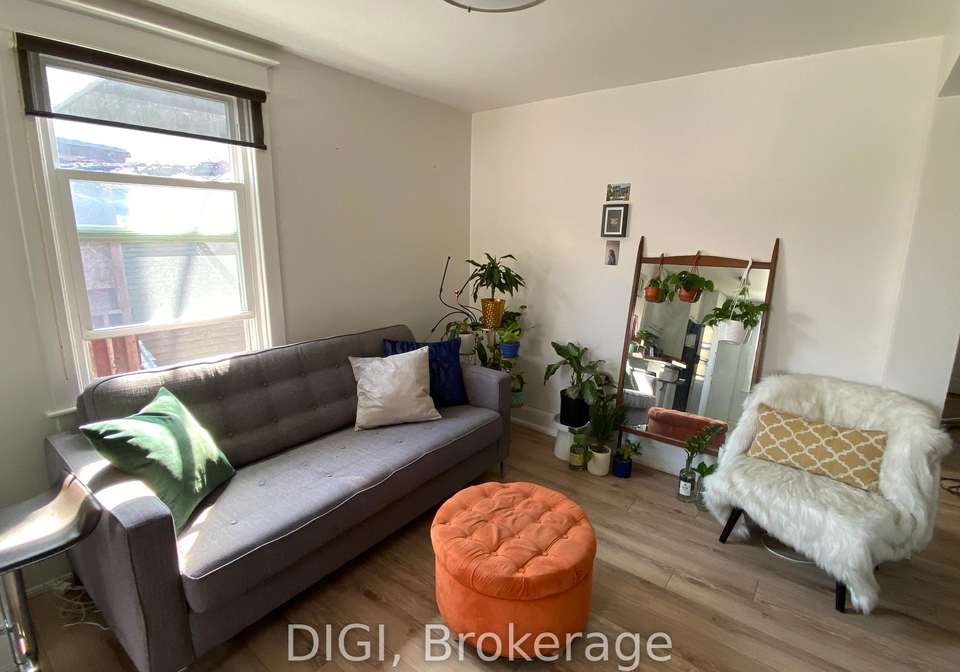 1-arundel-avenue-east-york-ontario-e12244523