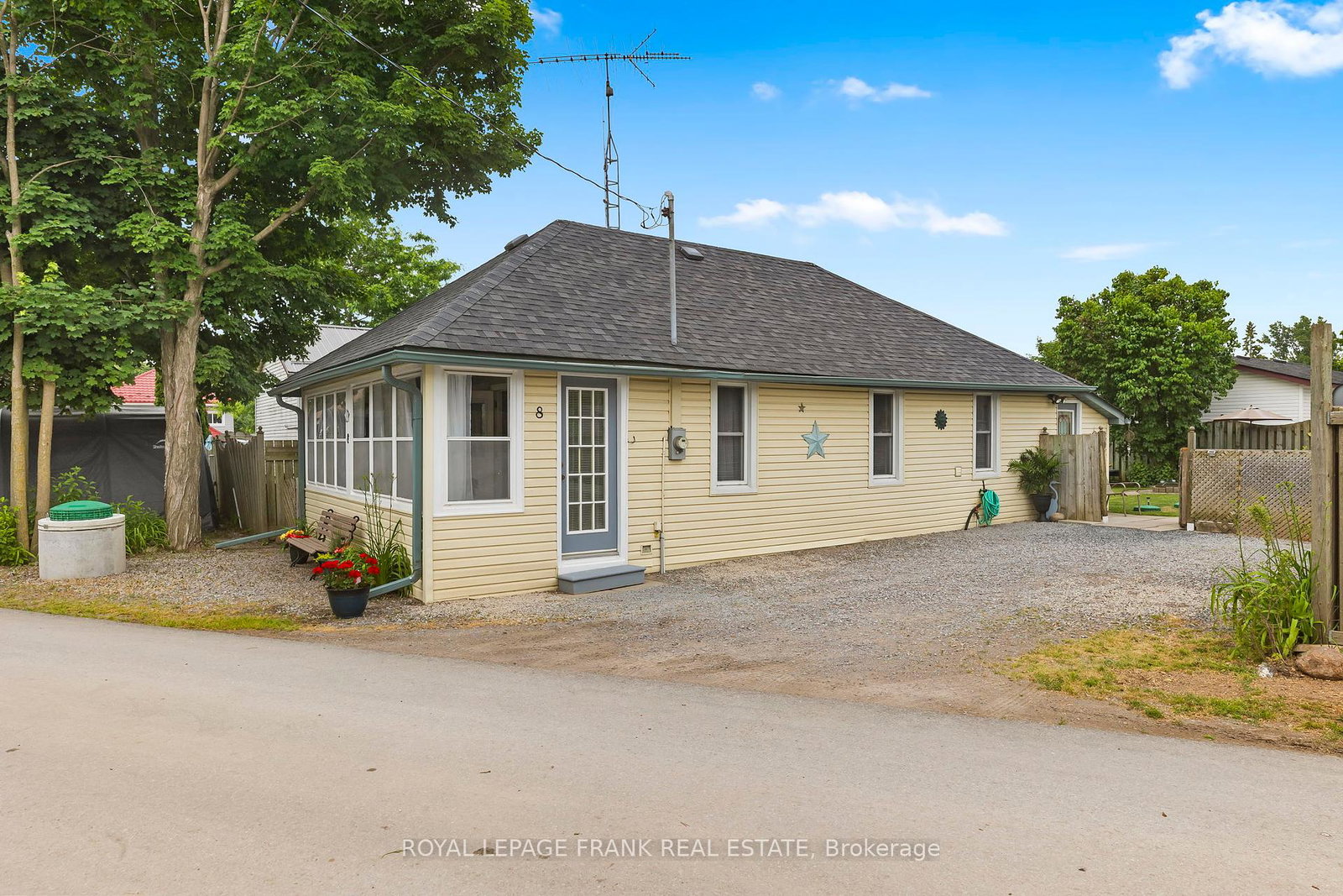 8-angle-street-scugog-ontario-e12244768