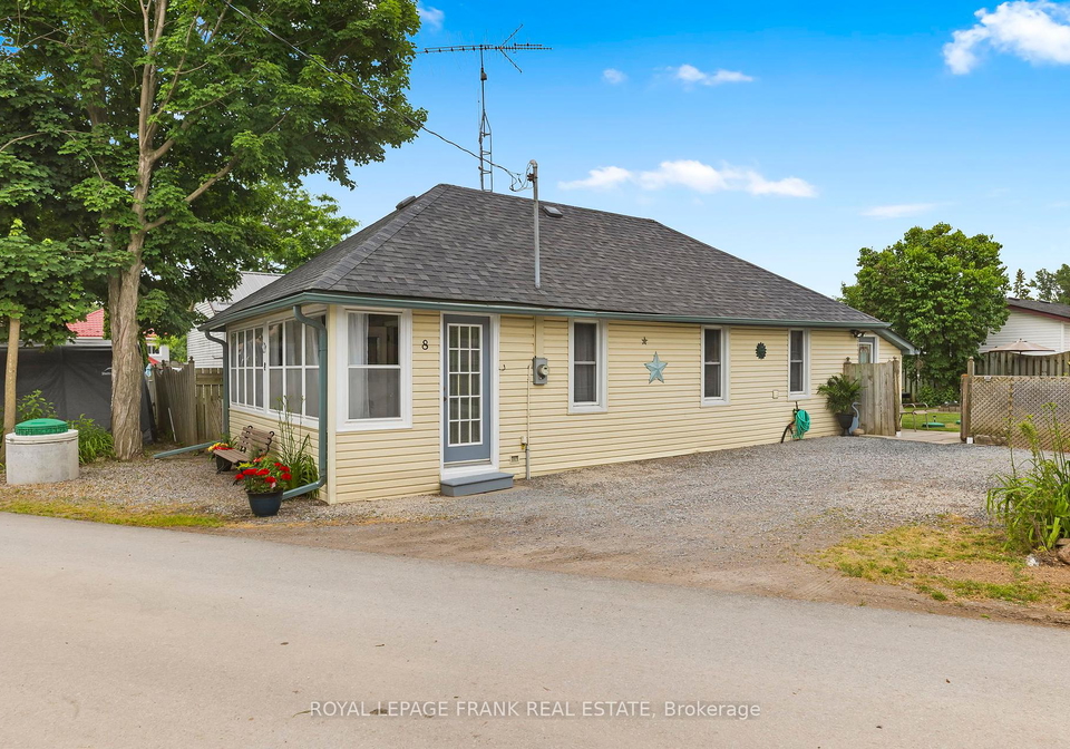 8-angle-street-scugog-ontario-e12244768