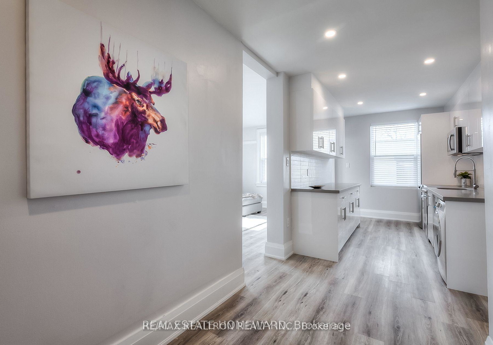 1492-dundas-street-e-toronto-ontario-e12245849