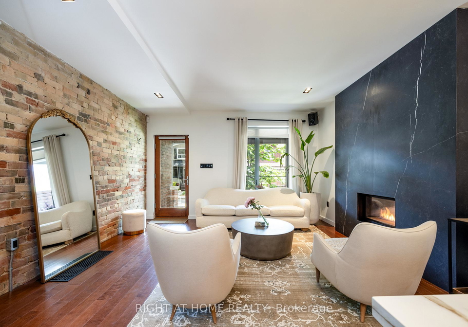 128-booth-avenue-toronto-ontario-e12245987